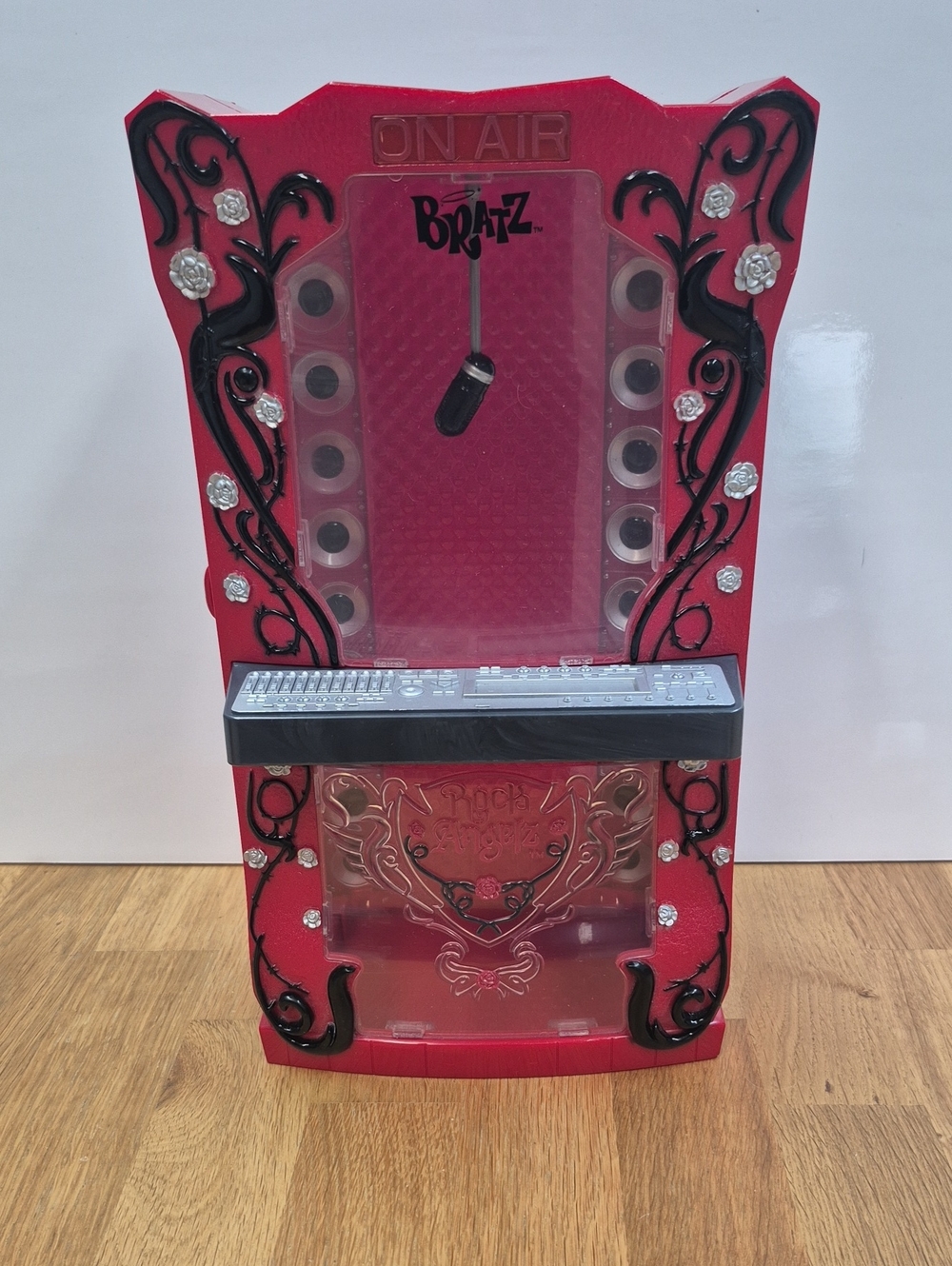 Bratz Rock Angel Airbooth